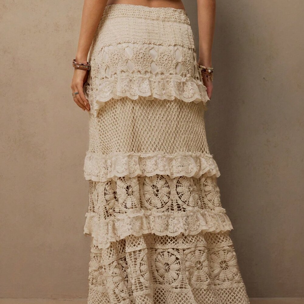Apricot Casual Women's Lace Trim Knit Skirt - Picture 2 of 7